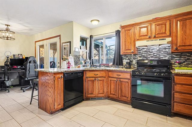 3917 Glisten Court, Norman, OK 73072