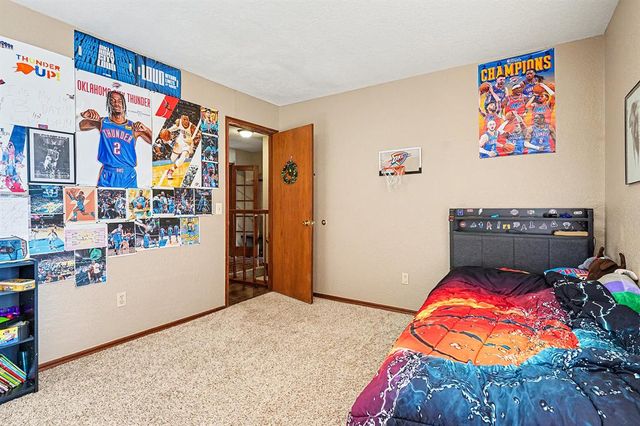 3917 Glisten Court, Norman, OK 73072