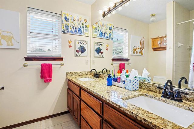 3917 Glisten Court, Norman, OK 73072