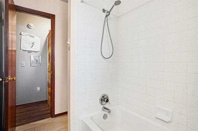 3917 Glisten Court, Norman, OK 73072