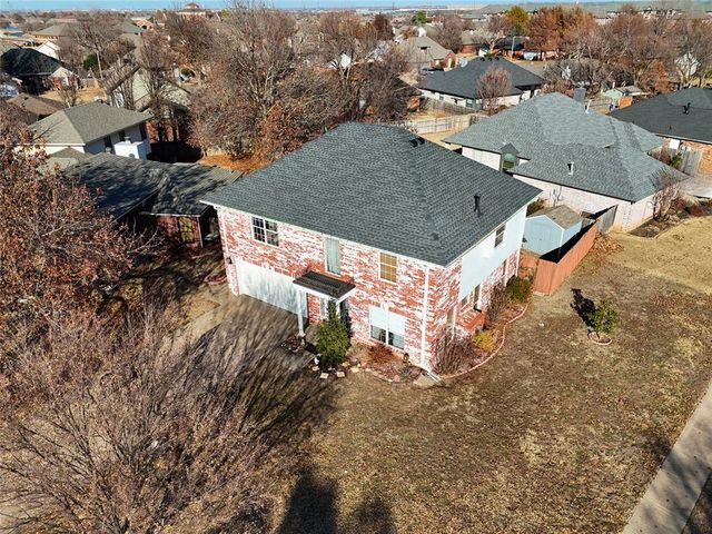 3917 Glisten Court, Norman, OK 73072