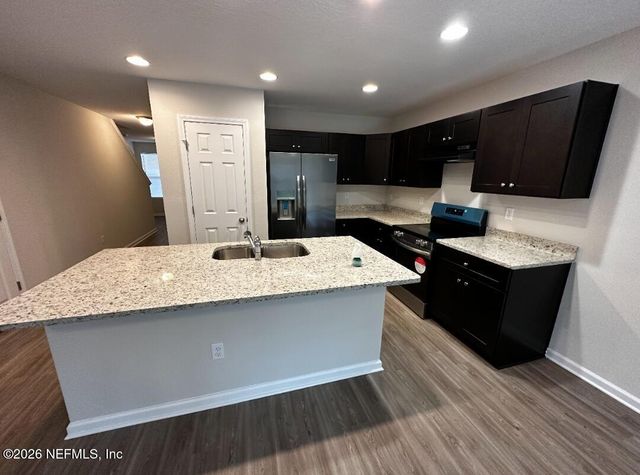 8206 HALLS HAMMOCK Court, Jacksonville, FL 32244