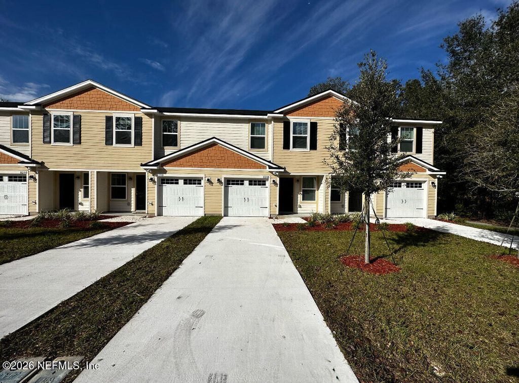 8206 HALLS HAMMOCK Court, Jacksonville, FL 32244