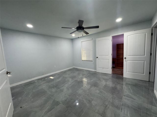 129 Mill Creek Drive, Weatherford, TX 76085