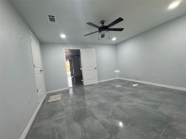 129 Mill Creek Drive, Weatherford, TX 76085