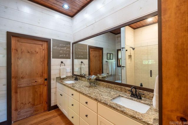 10 Redtail Lane, Heber Springs, AR 72543