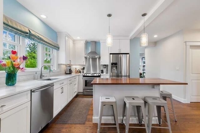 72 Townsend Rd 72, Belmont, MA 02478