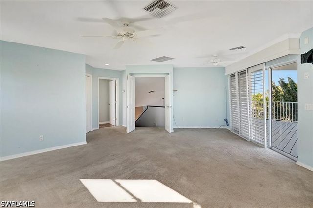 86 Dolphin CIR, Naples, FL 34113