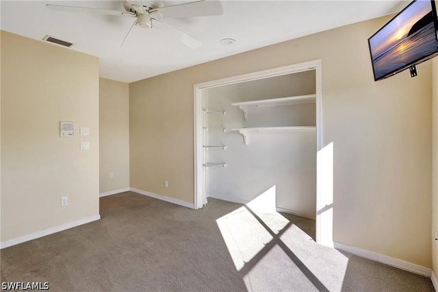 86 Dolphin CIR, Naples, FL 34113