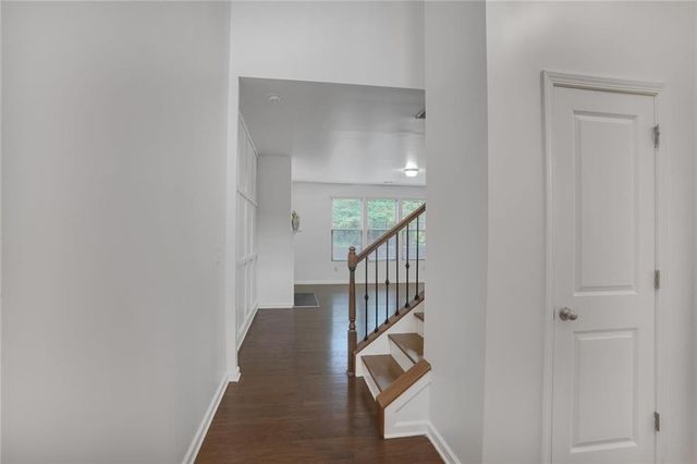 268 Stone Park Drive, Woodstock, GA 30188