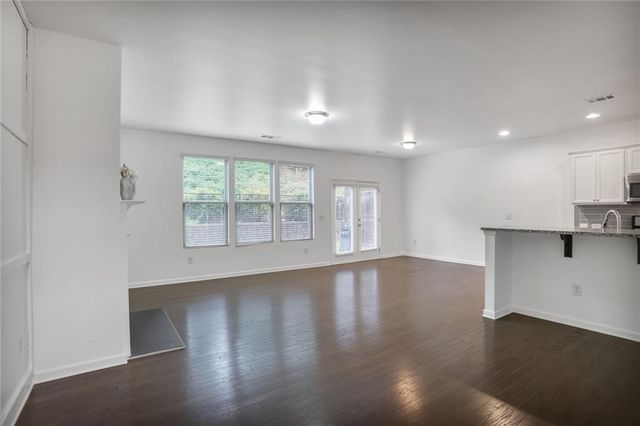 268 Stone Park Drive, Woodstock, GA 30188