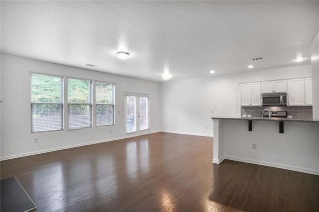 268 Stone Park Drive, Woodstock, GA 30188