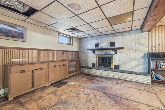 158 Burns Avenue, Hicksville, NY 11801