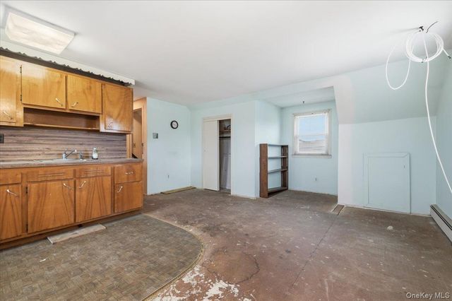 158 Burns Avenue, Hicksville, NY 11801