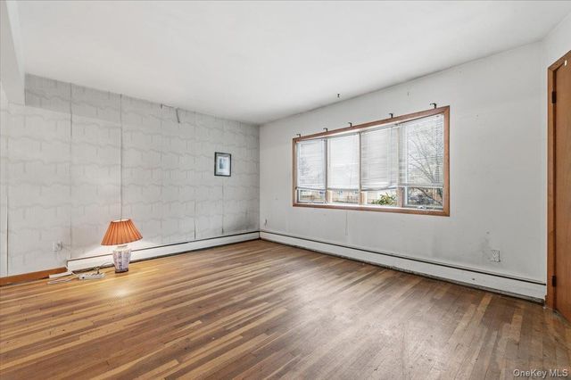 158 Burns Avenue, Hicksville, NY 11801