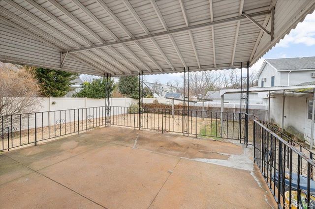 158 Burns Avenue, Hicksville, NY 11801