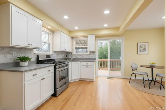 158 Burns Avenue, Hicksville, NY 11801