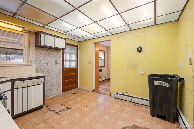 158 Burns Avenue, Hicksville, NY 11801