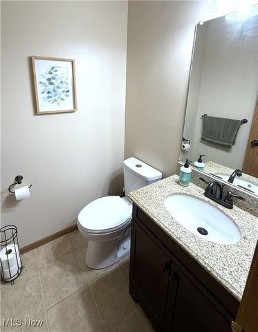 1480 Cedarwood Drive 21F, Westlake, OH 44145