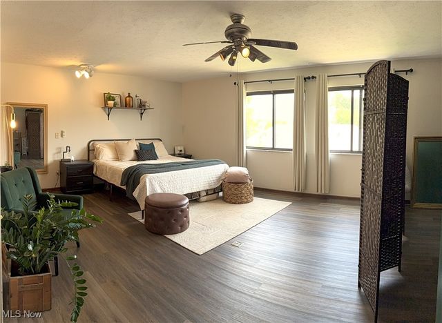 1480 Cedarwood Drive 21F, Westlake, OH 44145