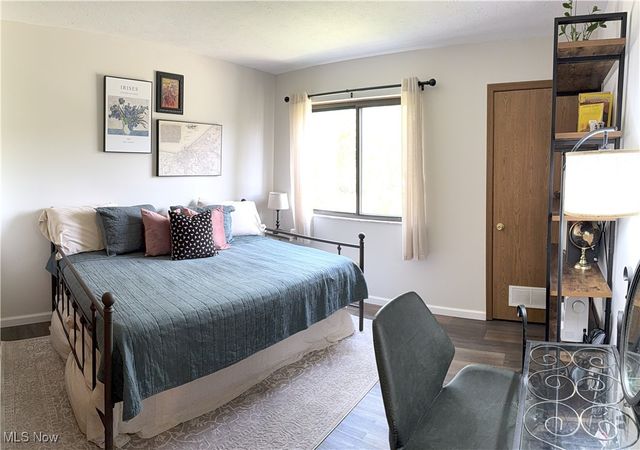 1480 Cedarwood Drive 21F, Westlake, OH 44145