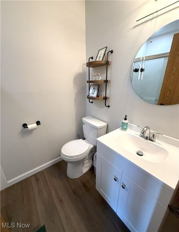 1480 Cedarwood Drive 21F, Westlake, OH 44145