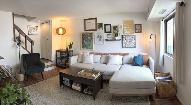 1480 Cedarwood Drive 21F, Westlake, OH 44145