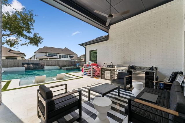 10110 Mariner Oaks Drive, Missouri City, TX 77459