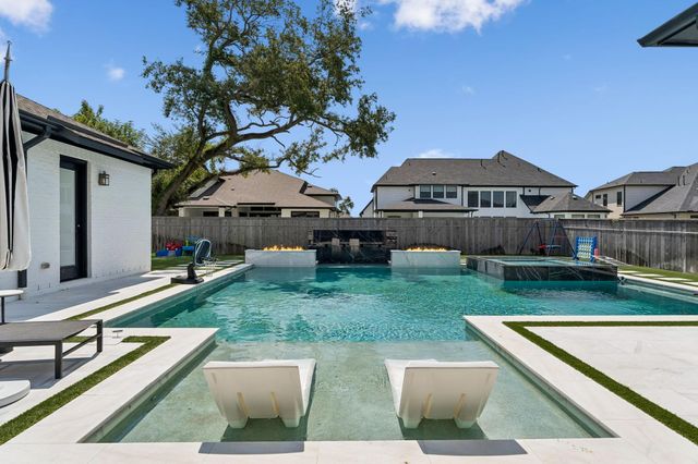 10110 Mariner Oaks Drive, Missouri City, TX 77459