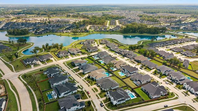 10110 Mariner Oaks Drive, Missouri City, TX 77459