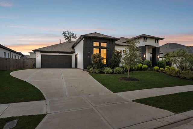 10110 Mariner Oaks Drive, Missouri City, TX 77459