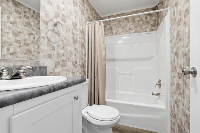 6349 Olga Ln., Loris, SC 29569