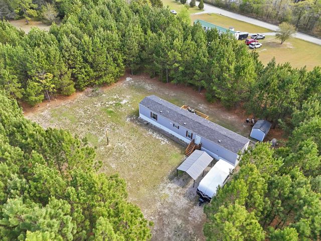 6349 Olga Ln., Loris, SC 29569