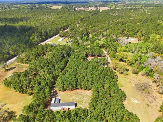 6349 Olga Ln., Loris, SC 29569