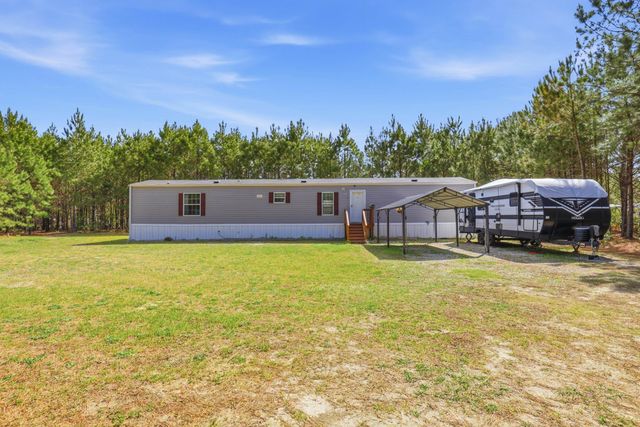 6349 Olga Ln., Loris, SC 29569