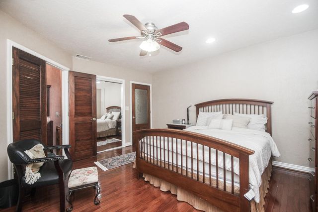 1619 Overland Pass, Sugar Land, TX 77478