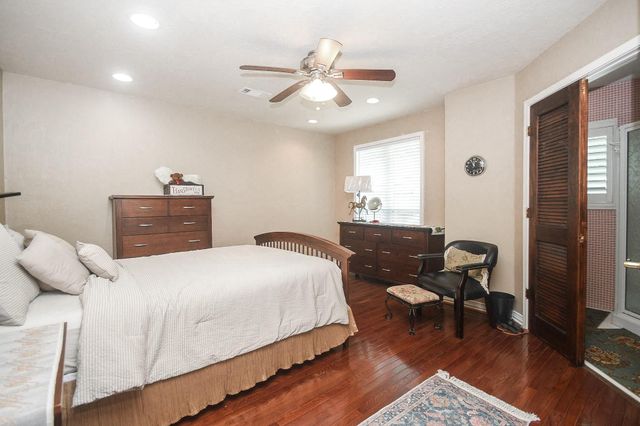 1619 Overland Pass, Sugar Land, TX 77478