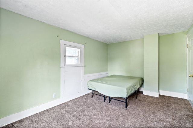 777 Montana Avenue, Akron, OH 44314