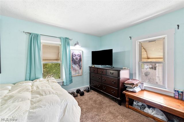 777 Montana Avenue, Akron, OH 44314