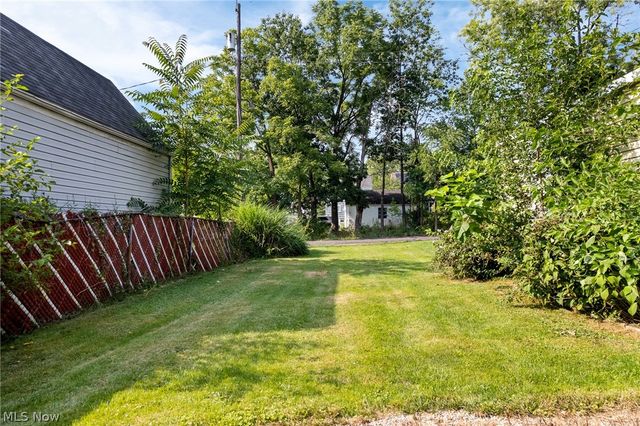 777 Montana Avenue, Akron, OH 44314