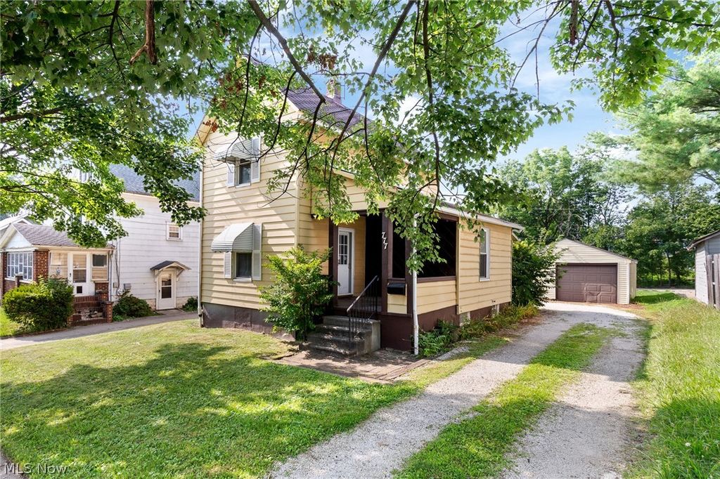 777 Montana Avenue, Akron, OH 44314