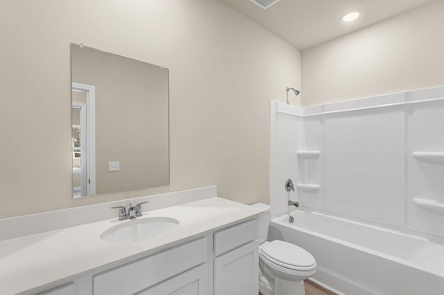 5085 Blackberry Lane, Ravenel, SC 29470