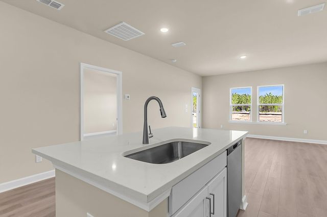 5085 Blackberry Lane, Ravenel, SC 29470