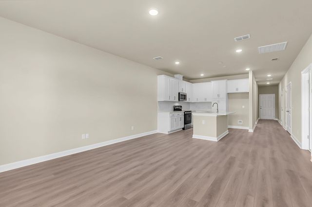 5085 Blackberry Lane, Ravenel, SC 29470