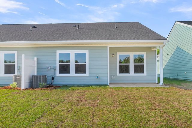 5085 Blackberry Lane, Ravenel, SC 29470