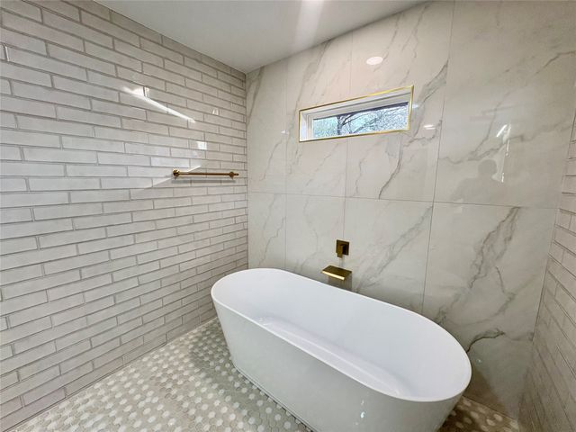 9920 Greenfield Drive, Dallas, TX 75238