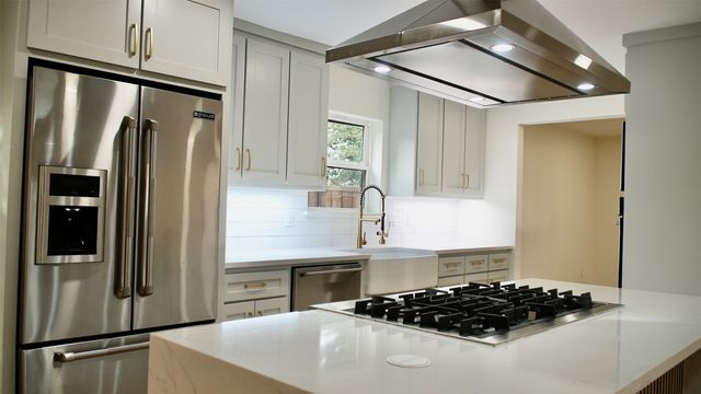 9920 Greenfield Drive, Dallas, TX 75238