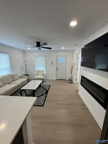 2912 2nd Avenue, Huntsville, AL 35805