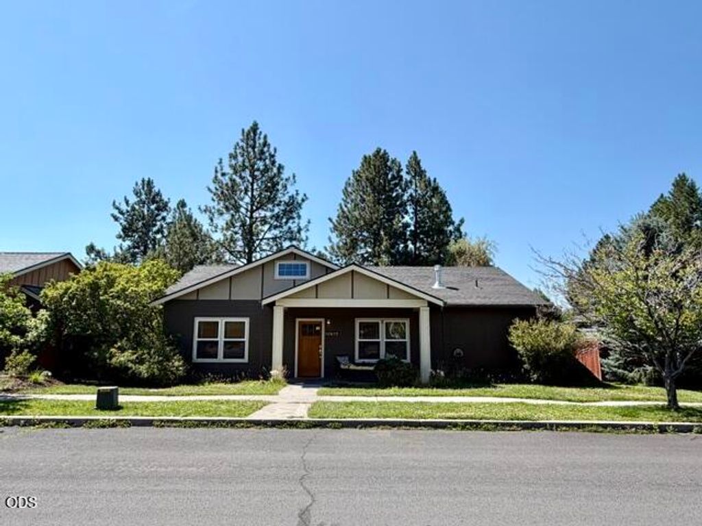 20653 Foxborough Lane, Bend, OR 97702