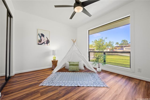 802 Pahumele Place, Kailua, HI 96734
